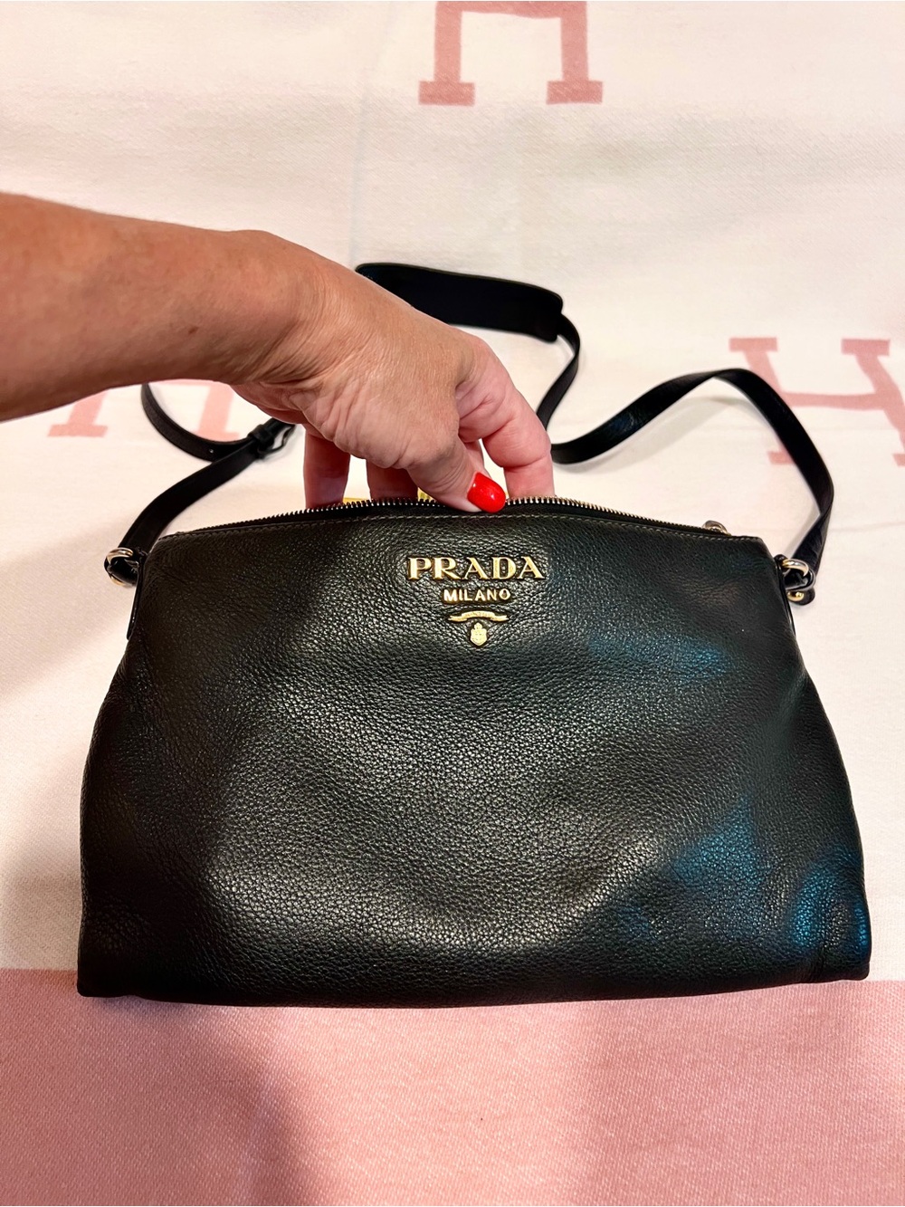 Prada⭐️Black Pebbled Leather Daino Vitello Shoulder Bag with Gold Logo!